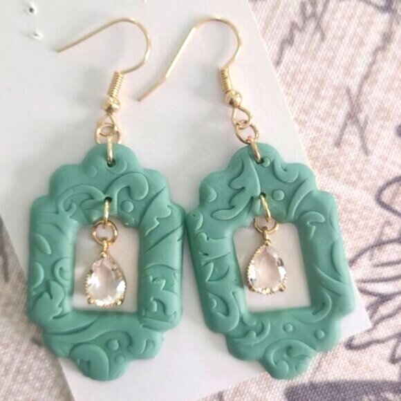 Boho Gold Plated Sage Green Embossed Pattern Crystal Drop Dangle Earrings - Picture 8 of 9